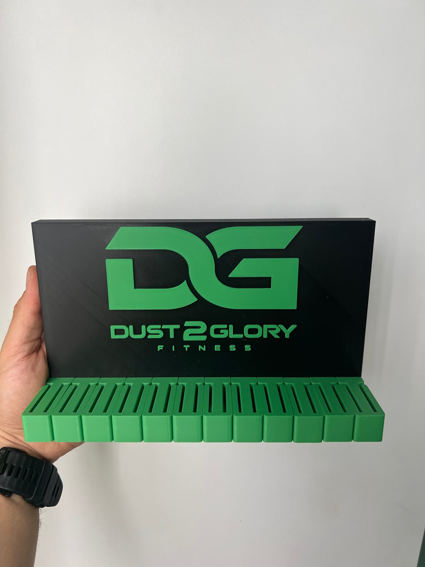 Dust 2 Glory Medal Rack